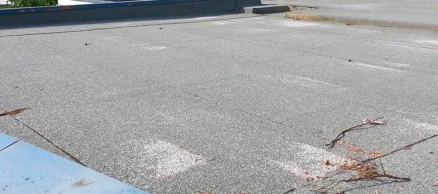 Czy papa przyklei się do blachy? Metody, zalety i wady montażu Czy papa przyklei się do blachy? Metody, zalety i wady montażu