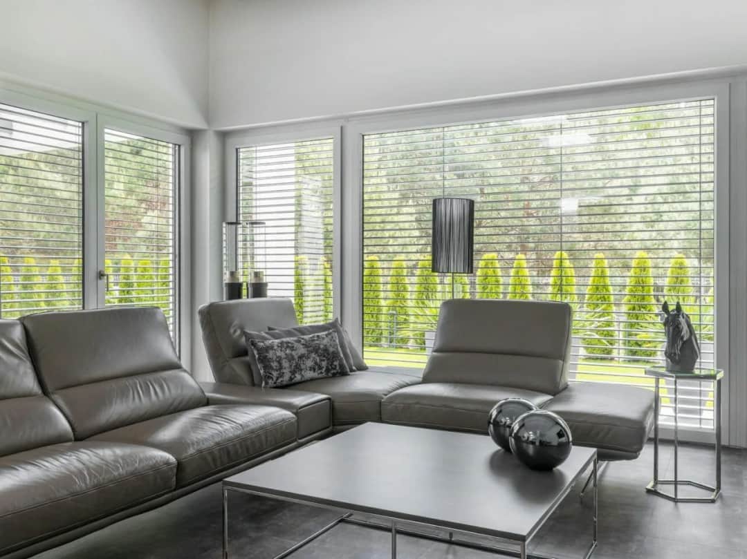 Okno fix: co to znaczy i jakie ma cechy? Poznaj zalety i wady