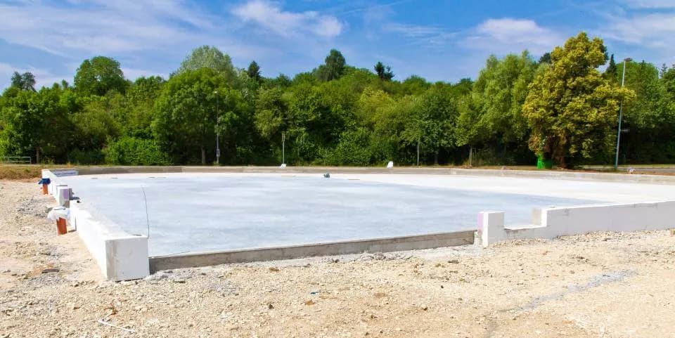 Styrodur pod płytę fundamentową: Klucz do trwałej izolacji domu